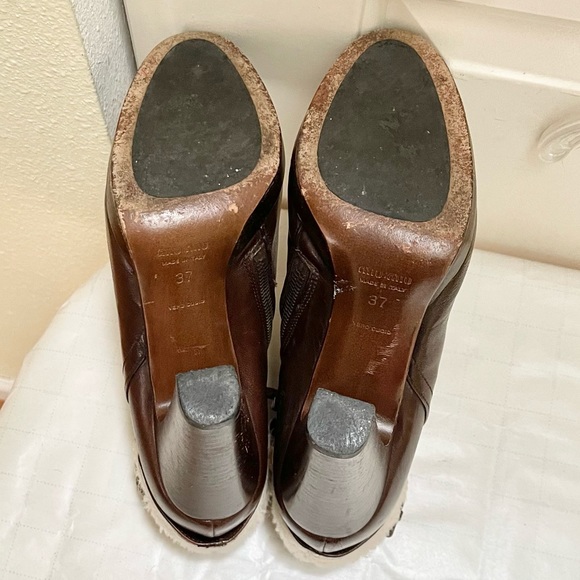 Authentic Miu Miu shearling lined leather ankle boots - Picture 11 of 14